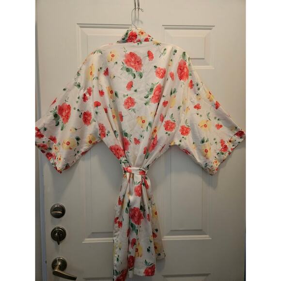 Secret Treasures Ladies Kimono Wrap Robe 1XLSatin Polyester Rose yellow flower - Picture 5 of 8